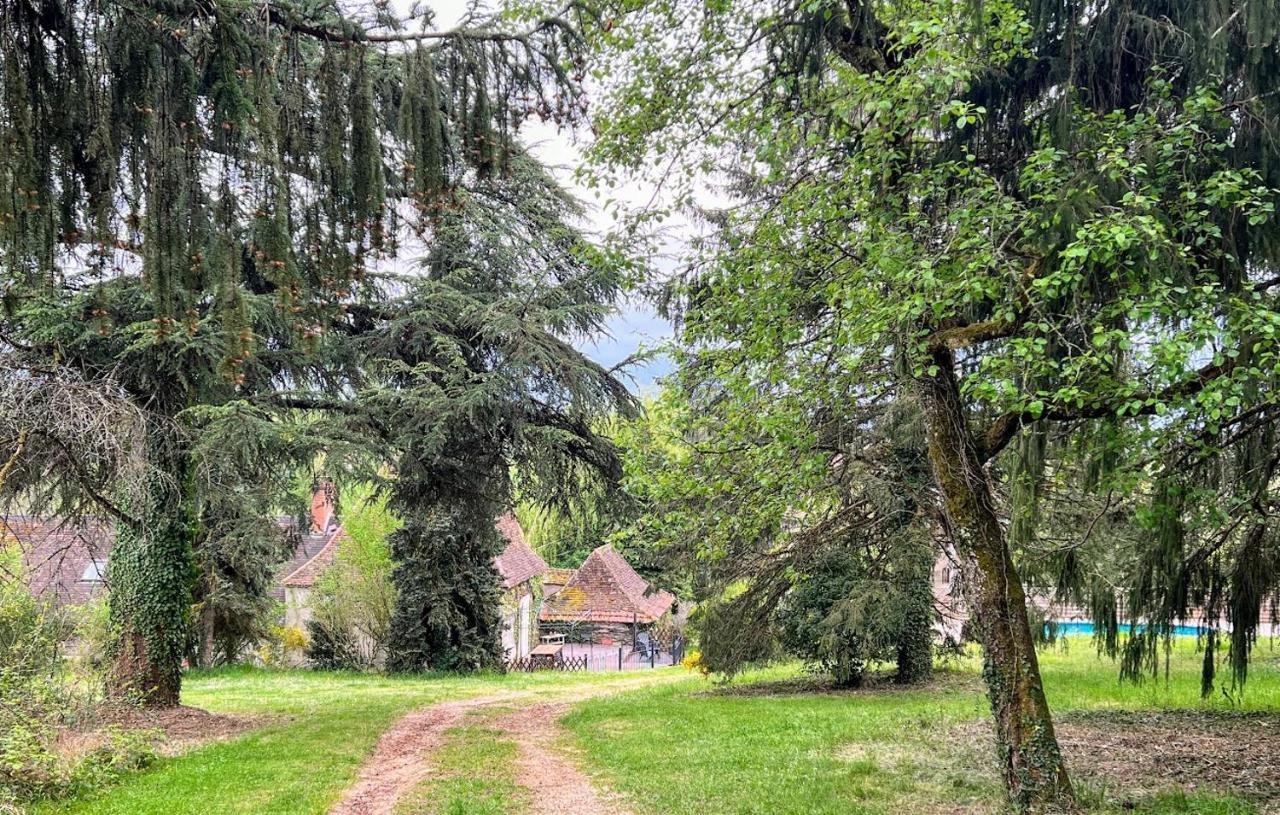 Domaine Le Manoir, Gites De Charme Et De Caractere Avec Piscines Privatisees Et Spa Nordique Fossemagne Exterior photo